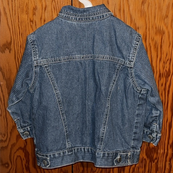 Genuine Kids from Oshkosh Jean Jacket w/snaps ~ 24 mos ~ - Picture 2 of 5